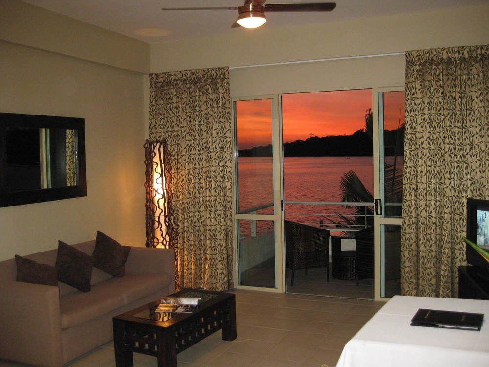 Chantillys On The Bay Port Vila Exterior foto