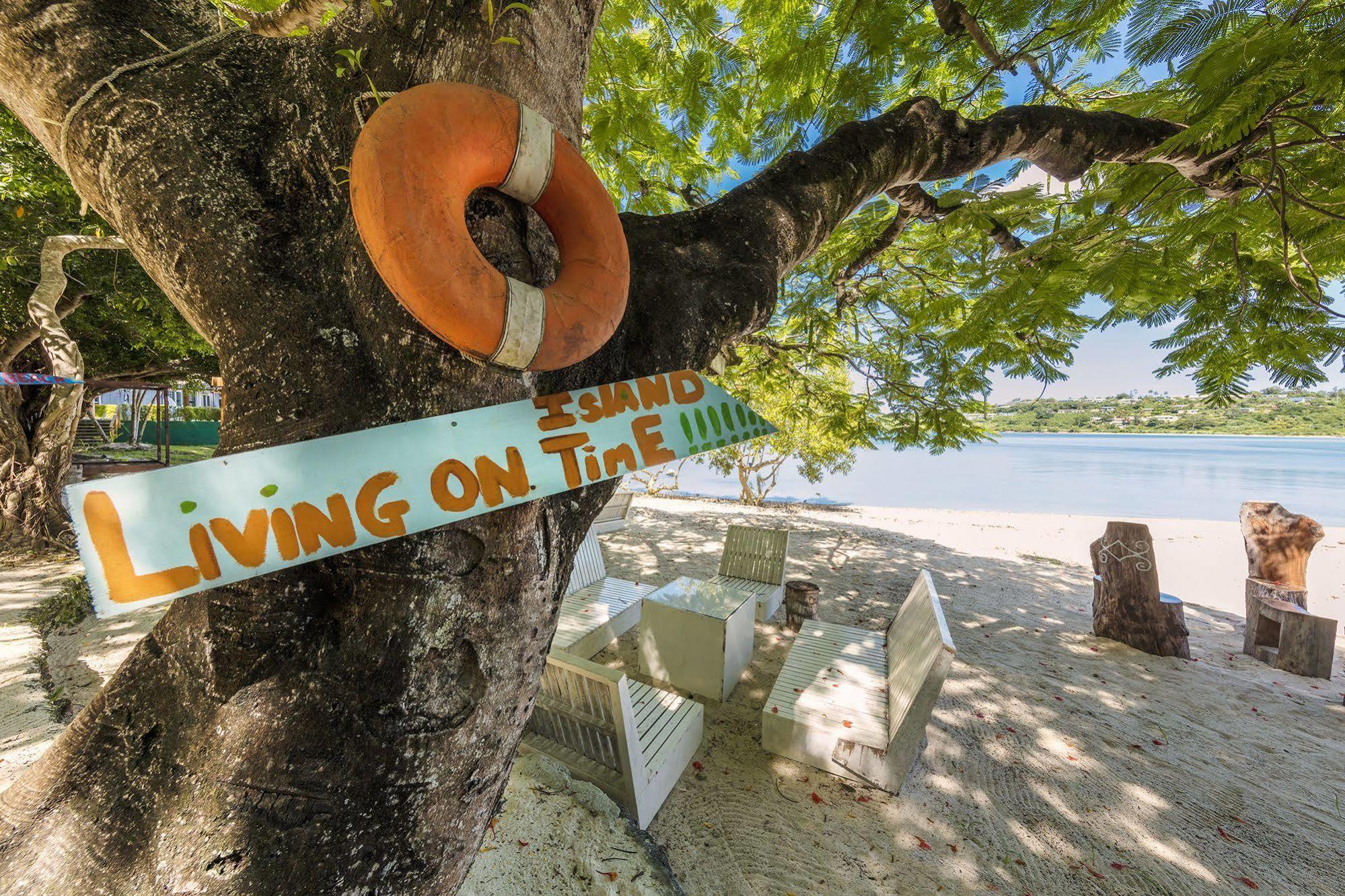 Chantillys On The Bay Port Vila Exterior foto